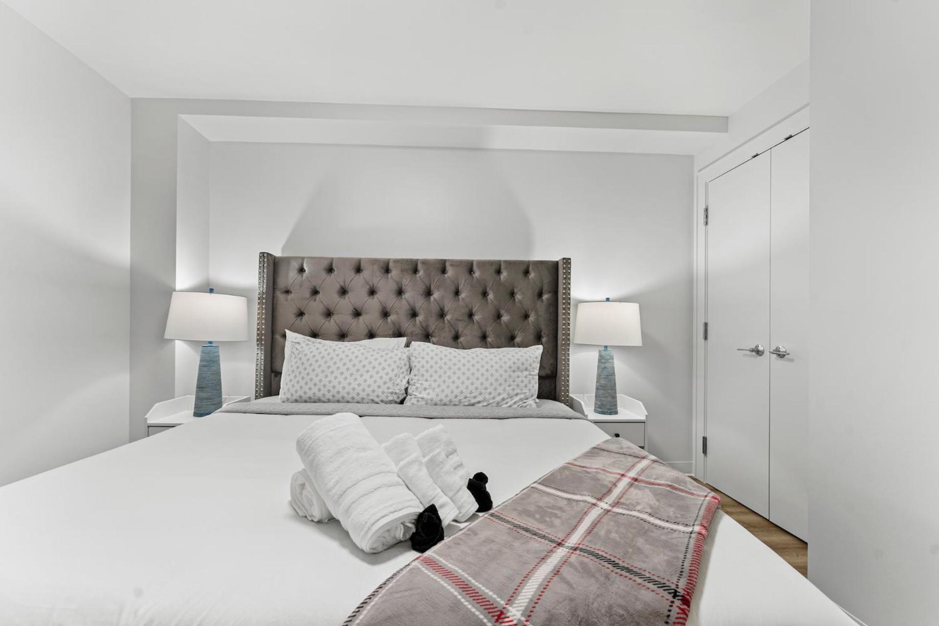 Furnished Luxury Apartment Next To Harvard Stadium Бостон Экстерьер фото